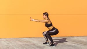 حرکت ورزشی اسکات برای تنگی واژن